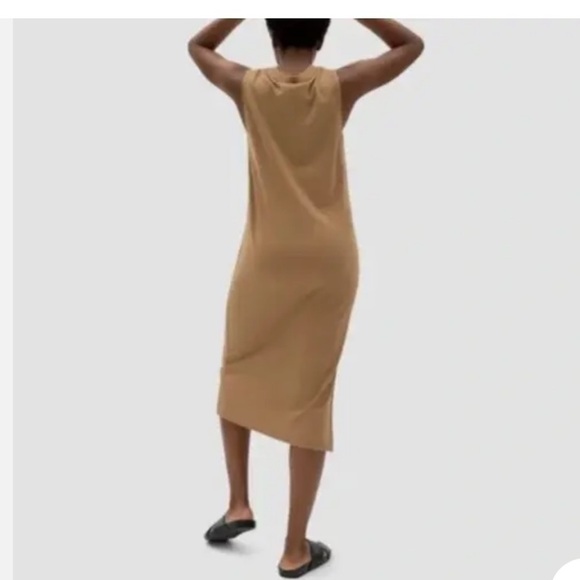 EVERLANE The Long Weekend Tank Dress - Picture 4 of 15
